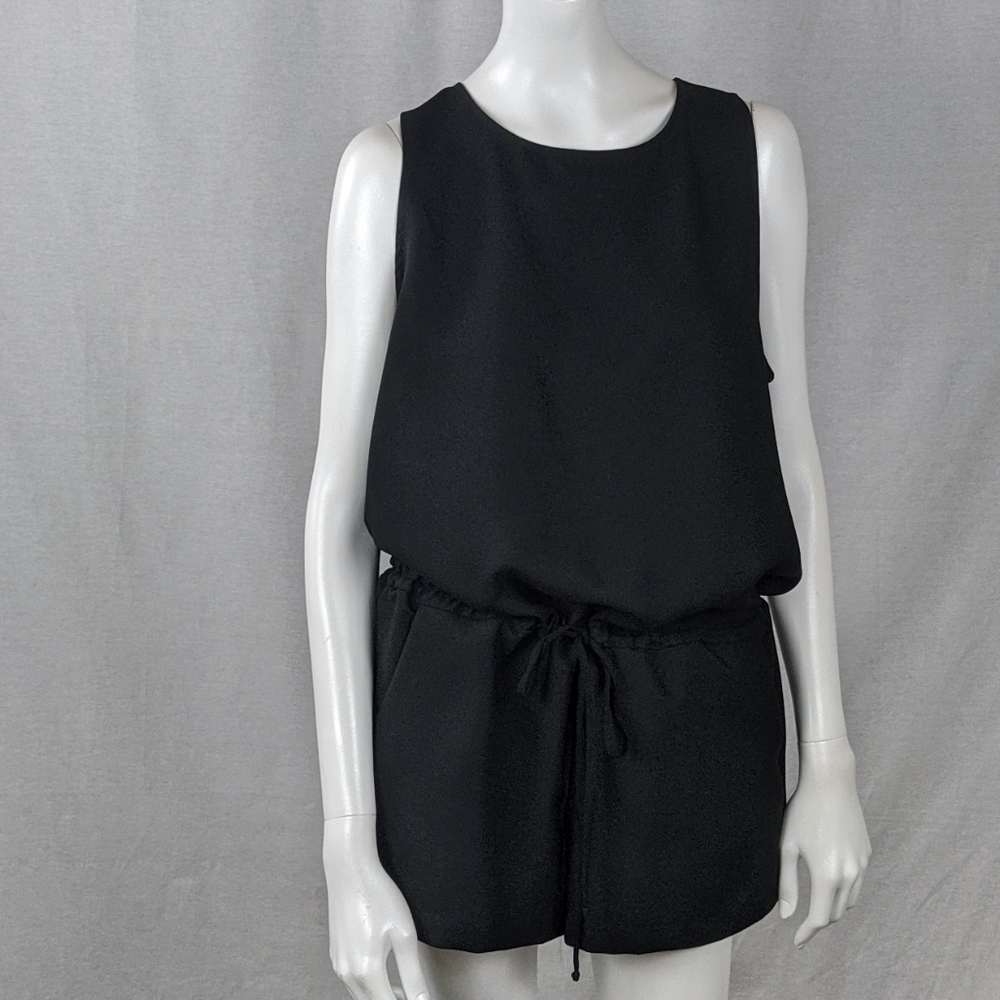 SAM & LAVI ROMPER - Picture 2 of 9